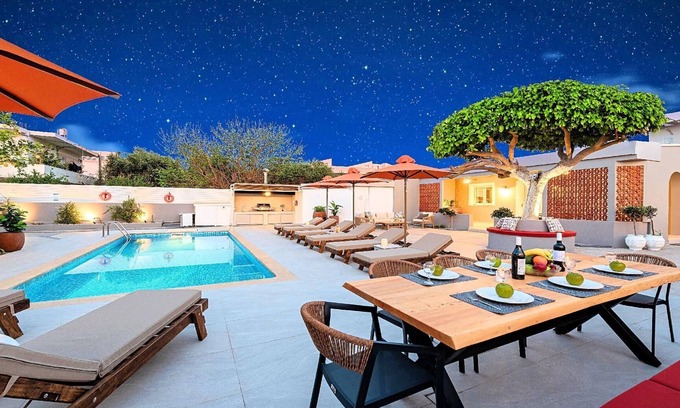 Paralia Kourna House | Holiday house Yeoryioupolis Kriti for 1 - 24 persons with 8 bedrooms - Holiday house