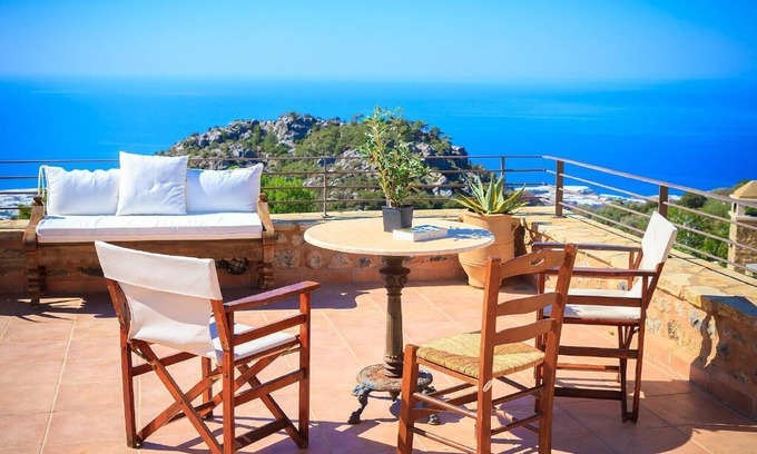 Anatoli House | Holiday house Anatoli for 1 - 8 persons with 3 bedrooms - Holiday home