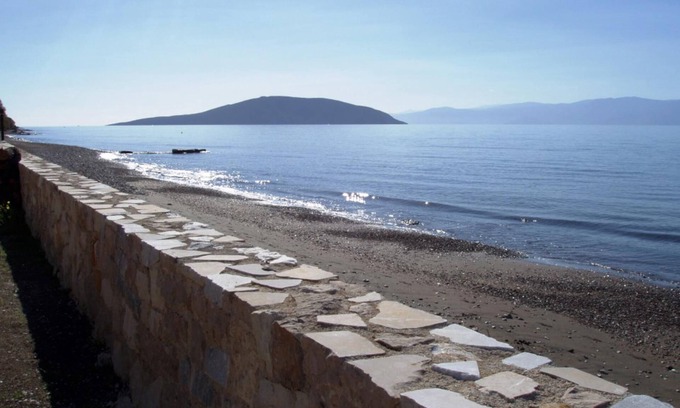 Kilada House | Holiday house directly at the sea, large garden, wifi | Argolis, Peloponnese