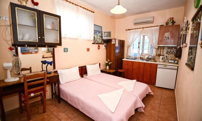 Armenistis Apartment | Ikaria Studios