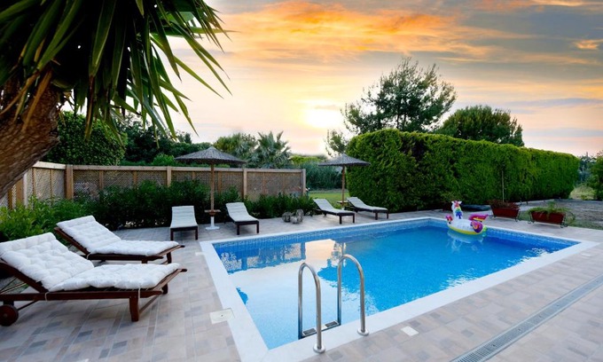 Ialyssos Apartment | Island Rodos Pool Suites