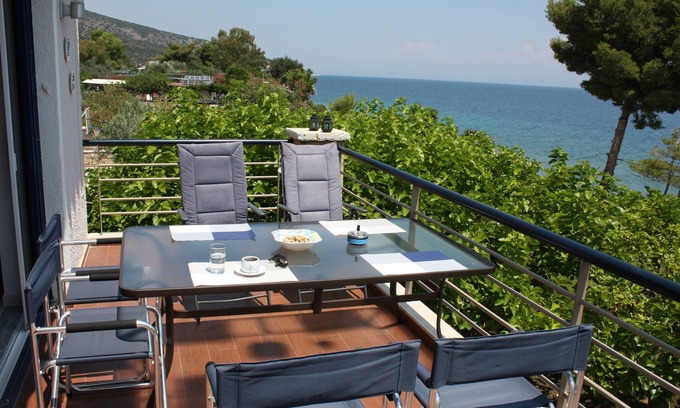 Paralia Resort | Karantou summer house