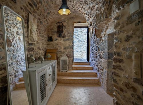 Omales Villa | Kassis Mansion