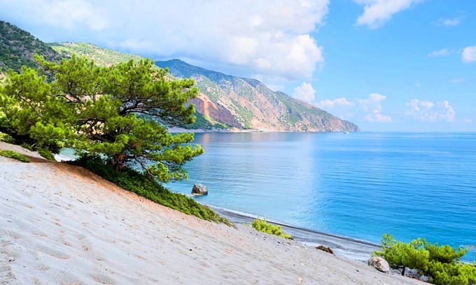 Paralia Kourna Villa | Kavros Pleasure Villa Heated Pool