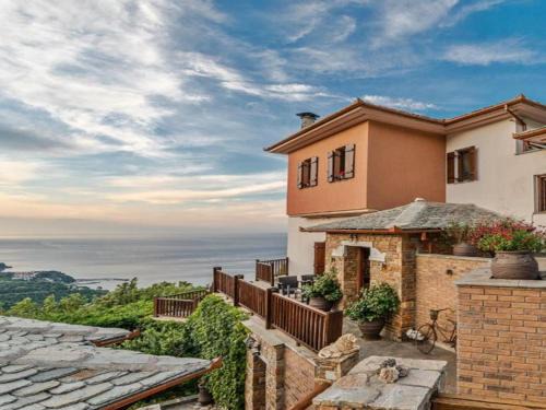 Mouresi Apartment | Lions Nine