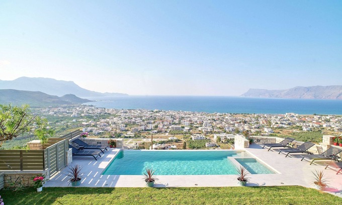Kissamos House | Luxury 3-bedroom house in Kissamos