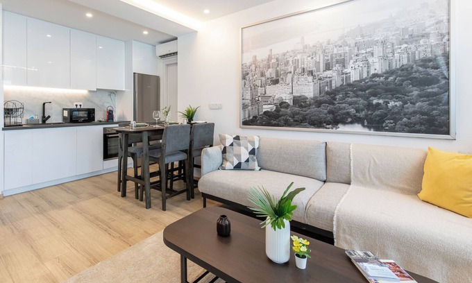 Kallithea Apartment | Luxury Home in Athens | Shared Pool & Gym by TT Luxury Homes