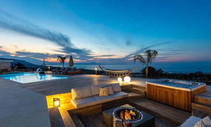Atsipópoulon Villa | Mageia Exclusive Residence