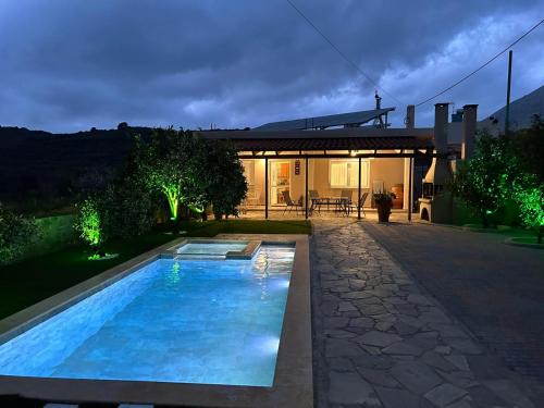 Viannos Apartment | Marios house