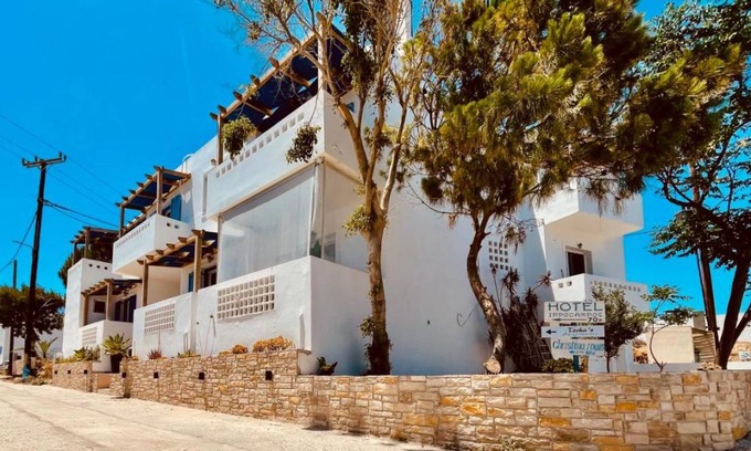 Adamas House | Motel ∙ 8 guests