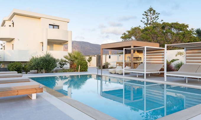 Gouves Apartment | NOLA Nomadic Luxury Villas