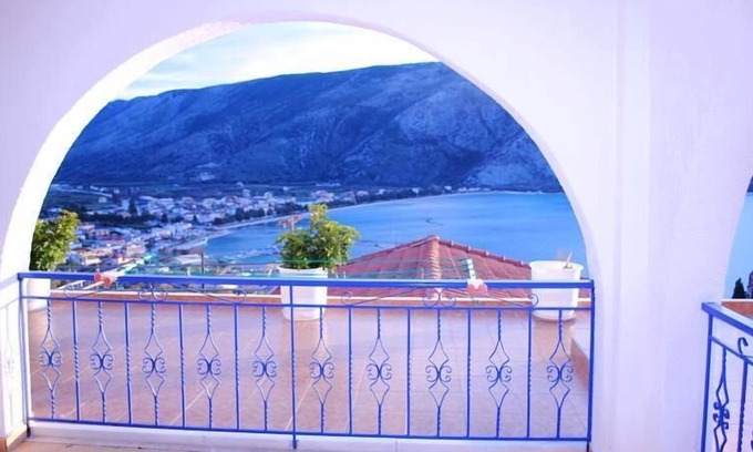 Plataria Apartment | Panorama Ionio Studios & Apartments