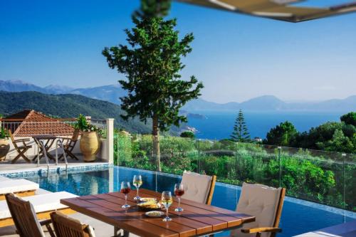 Tzamarelata Villa | Pithari Stone Villa
