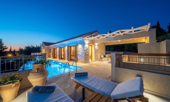Tzamarelata Villa | Pitharia Villa