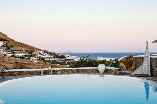 Kalafatis Villa | Qamar Mykonian Villa