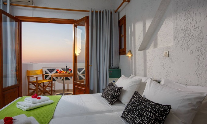 Koutouloufari Hotel | Romantica Hotel Apartments