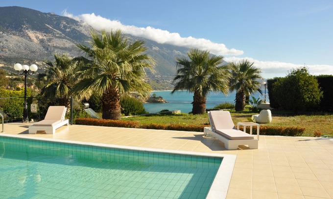 Karavados Villa | Seaside Villa