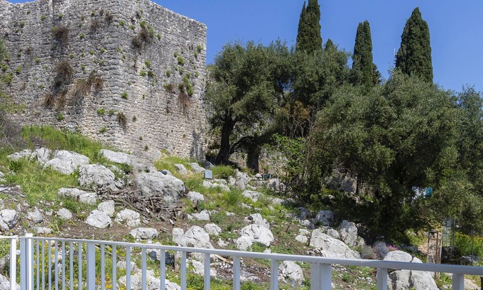 Kassiopi Apartment | Solaris Methea Deluxe Suites