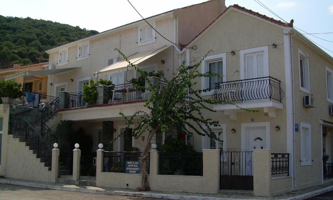 Agia Efimia Apartment | Starvillas Apartments and Studios