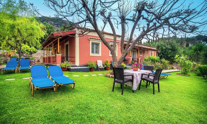 Lakones Apartment | Studio Apartment "Bozikis" with Wi-Fi, Garden und Balcony