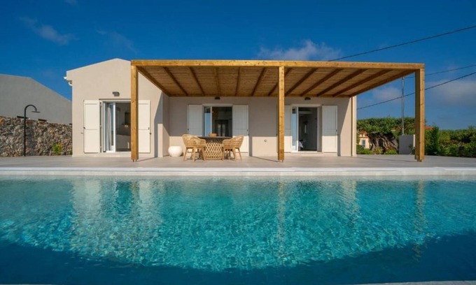 Tzamarelata Villa | Summer Breeze Villa With Private Pool