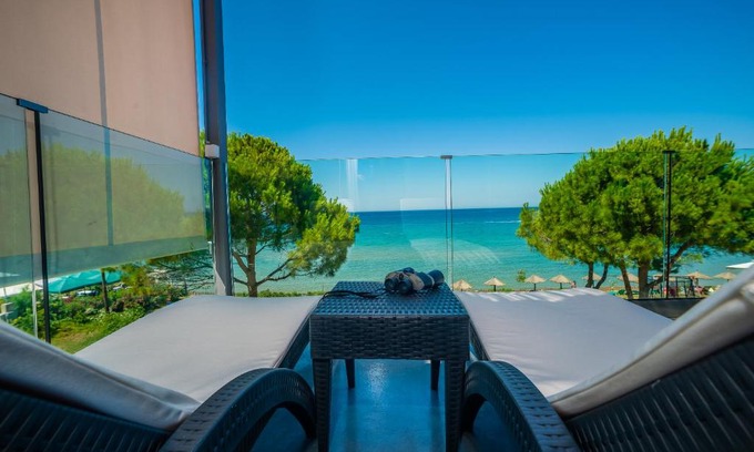 Amoudi Apartment | Sunrise Rent Rooms