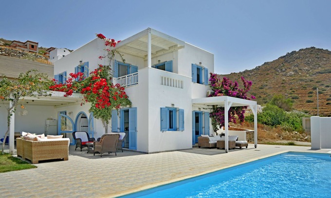 Maragas Villa | SUPERIOR MIKRI VIGLA VILLA WITH POOL & FANTASTIC VIEWS,400m FROM AMAZING BEACHES