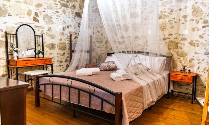 Tsourouniana House | Traditional Mansion