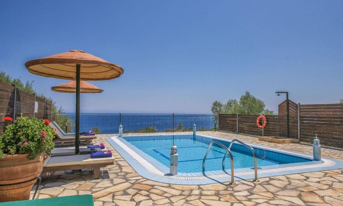 Varvara Villa | Villa ∙ 2 bedrooms ∙ 4 guests
