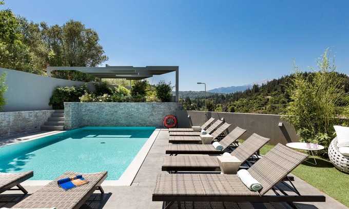 Aspro Villa | Villa Blanche - Top quality villa surrounded by nature, close to the beach