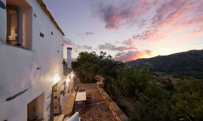 Kampos House | Villa Chrisafo,Ikaria-KamposA traditional mansion,beginning of the 19th century