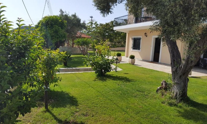 Anavyssos Villa | Villa Christina