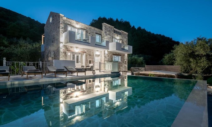 Laganas Villa | Villa di Pietra