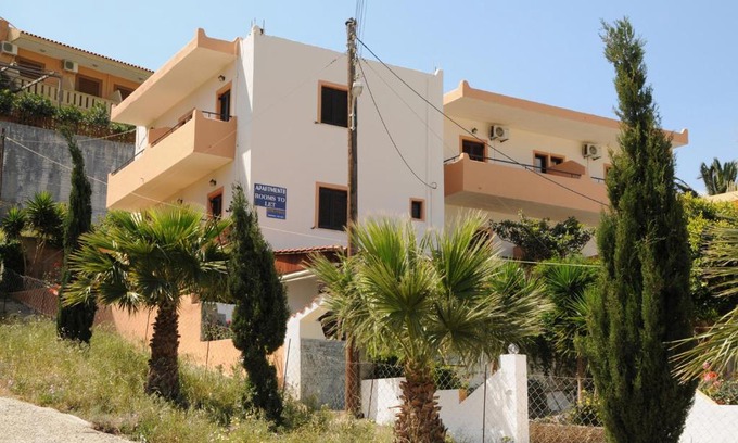 Agios Vasileios Apartment | Villa Dora