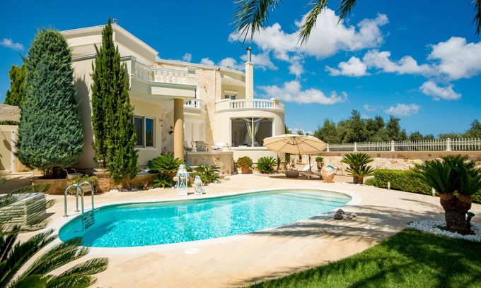 Skotino Villa | Villa Kokalis Resort 2