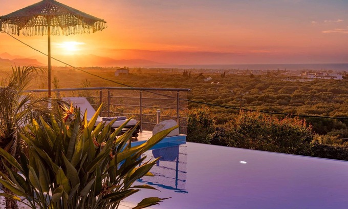 Skotino Villa | Villa Konstantinos - Three Bedroom Villa, Sleeps 6