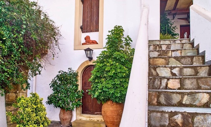 Mylopotamos House | Villa Manthos, Traditional Cretan Mansion