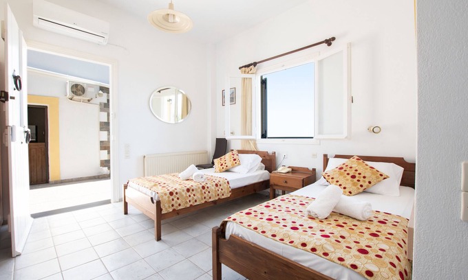 Old Hersonissos Apartment | Villa Medusa
