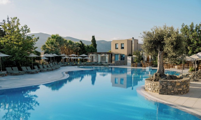 Skotino Apartment | Village Heights Resort