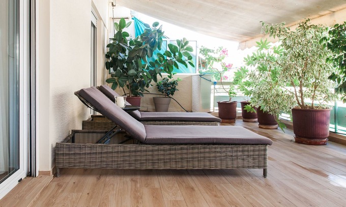 Koukaki Apartment | Walking distance to all attractions, safe, superb