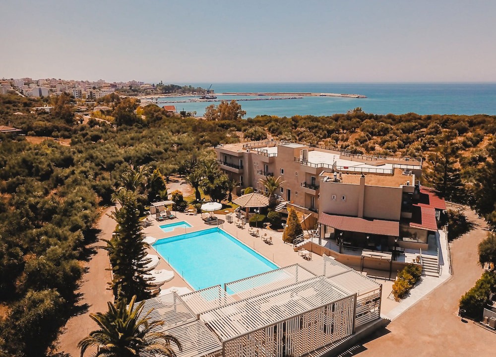 Kiparissia Hotel | Apollo Resort Art Hotel