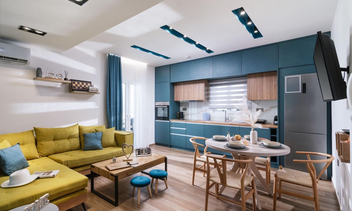 Mires Apartment | Blue Apartment in the Hill