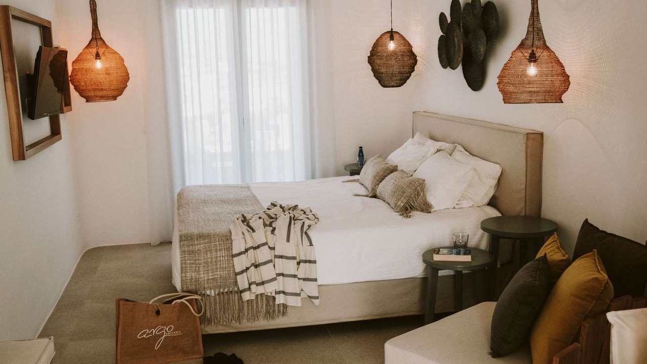Photo of Bedroom in Platis Gialos