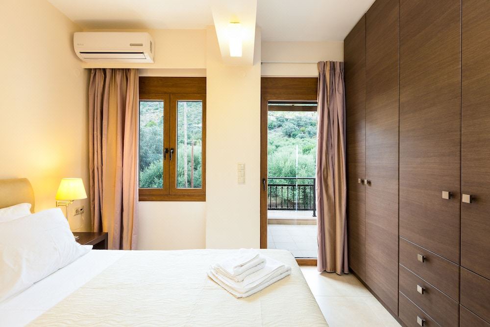 Photo of Bedroom in Vlichada