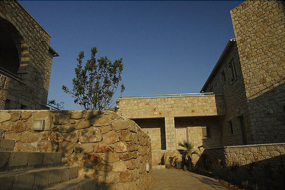 Photo of Buildings in Riglia