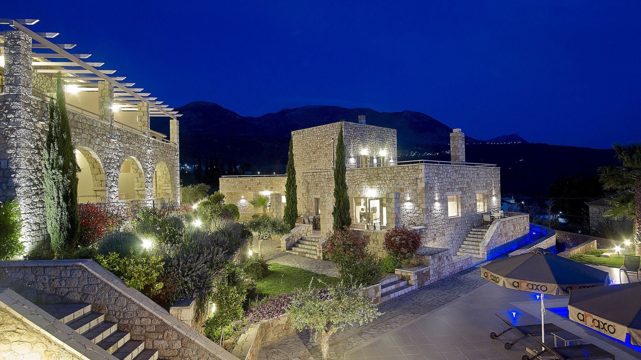 Photo of Buildings in Riglia