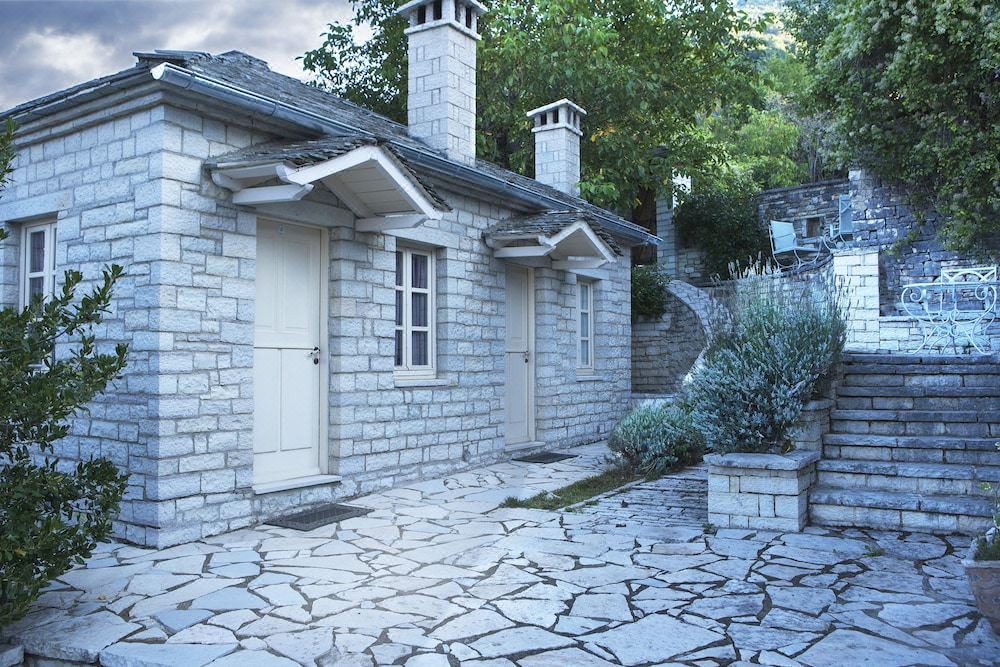 Photo of Buildings in Ano Pedina