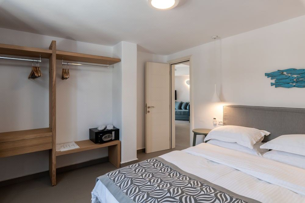 Photo of Bedroom in Platis Gialos