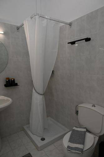 Photo of Bathroom in Petaloudes