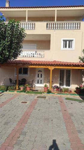 Photo of Others in Markopoulo Mesogaias